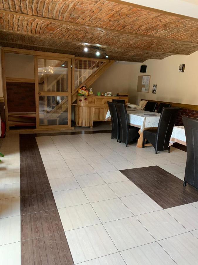 Pensiunea Haiduc Sacele Brasov Dış mekan fotoğraf